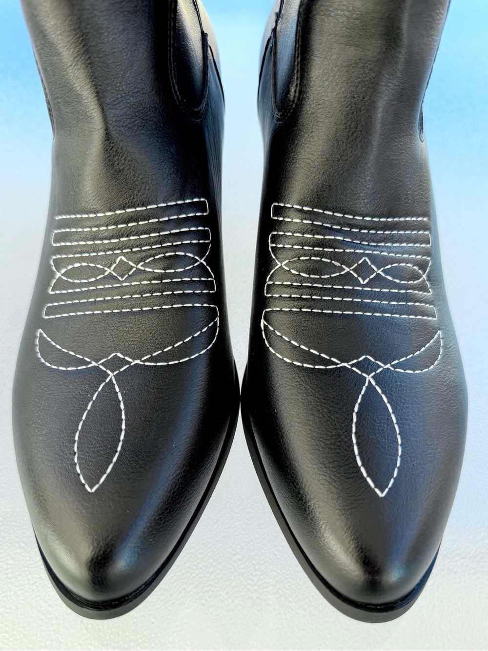 SHEIN Black Faux Leather Embroidered Flame/Leaf Knee-High Western Boots CN40/8 - Picture 5 of 9